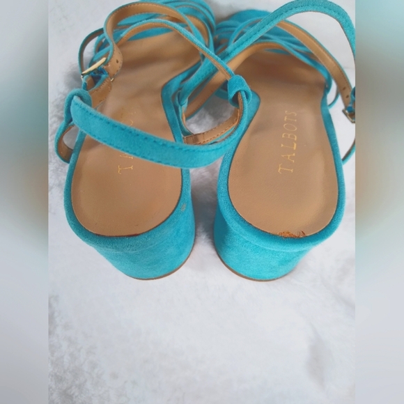 Talbots Blue Strappy Sandals with Low Block Heel - Picture 9 of 9